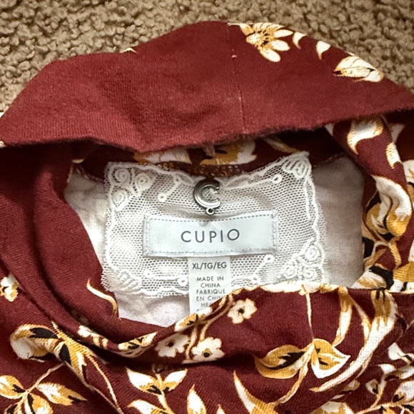 Cupio Burgundy Floral Long Sleeve Top - Picture 2 of 4